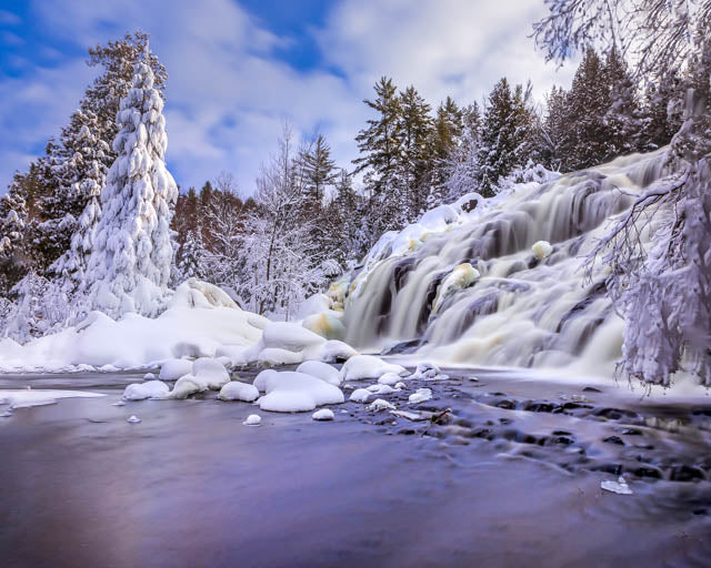 Bond Falls